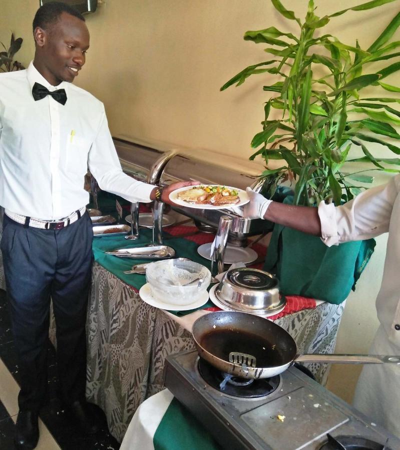 Bomen Hotel Isiolo Luaran gambar