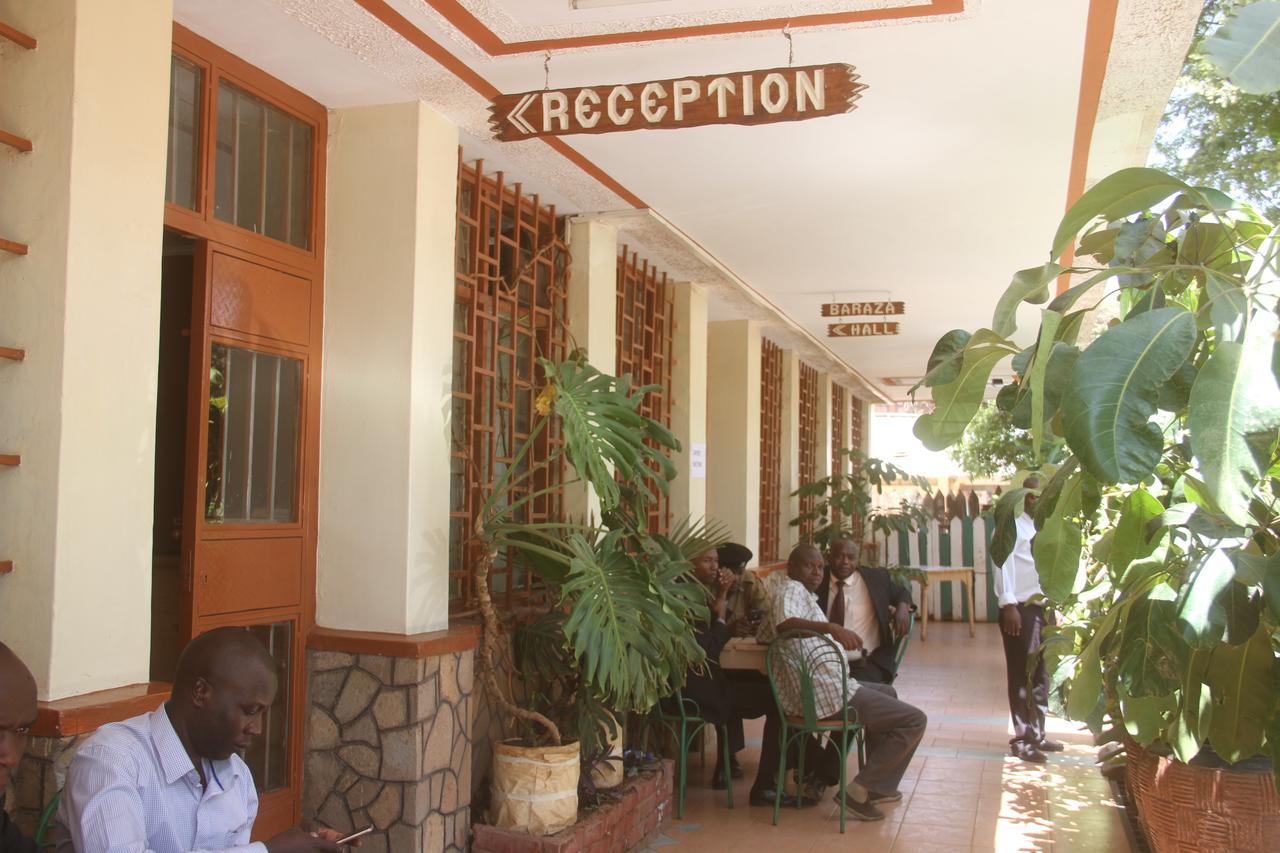 Bomen Hotel Isiolo Luaran gambar